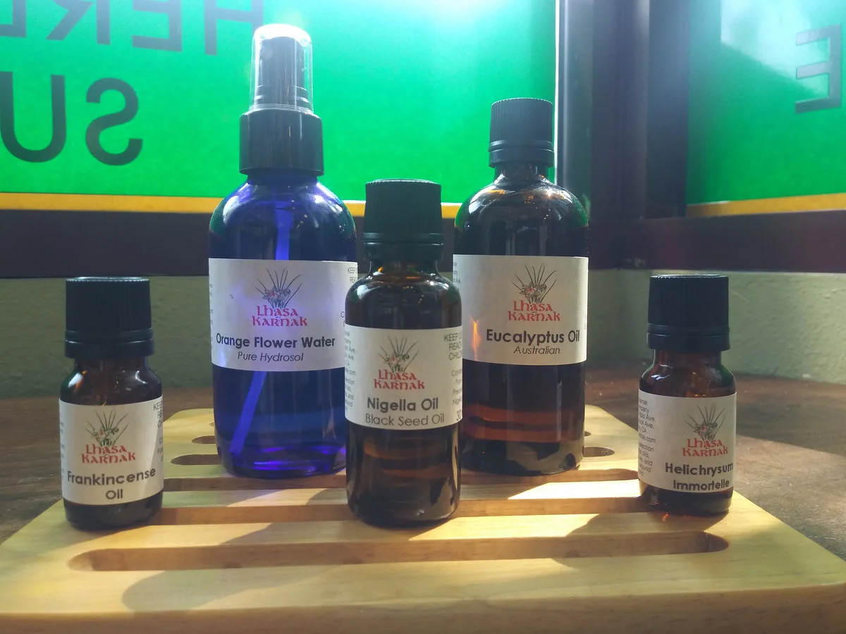 Essential oil bottles offered by Lhasa Karnak Herb Company