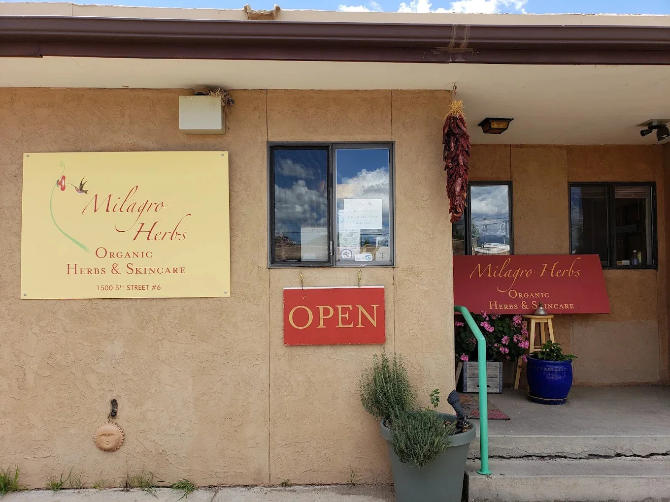 Milagro Herbs Santa Fe shop